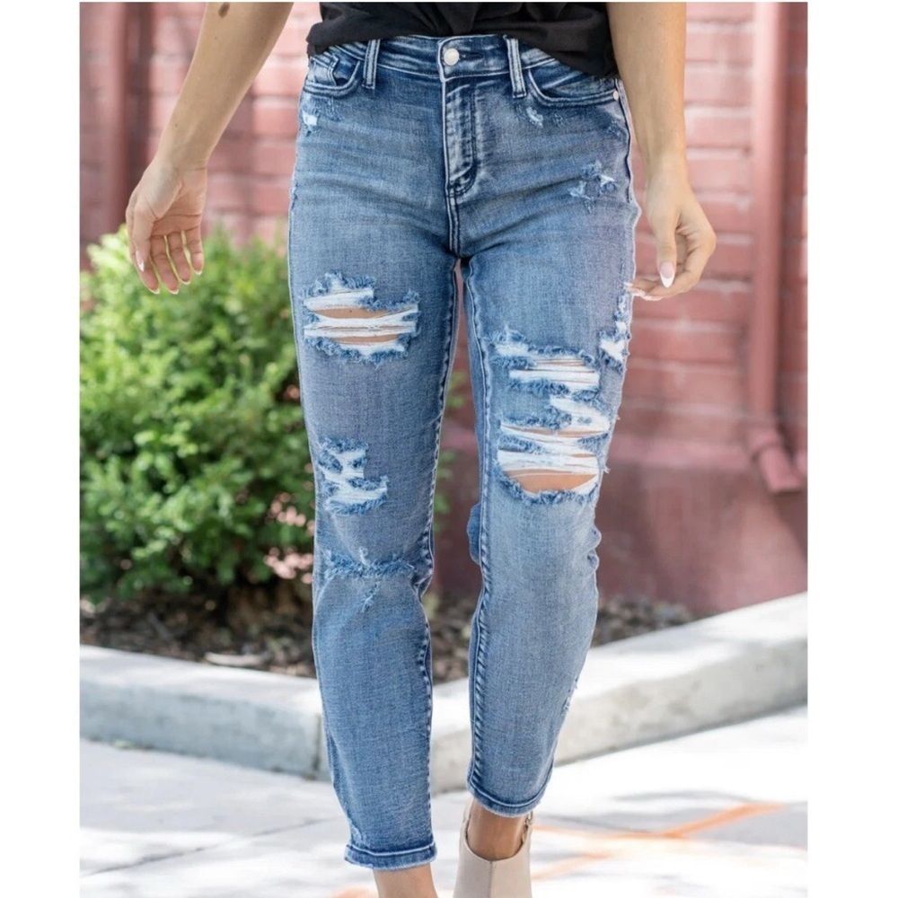 JUDY BLUE High Waist Distressed Destroyed Boyfriend Fit Blue Jeans